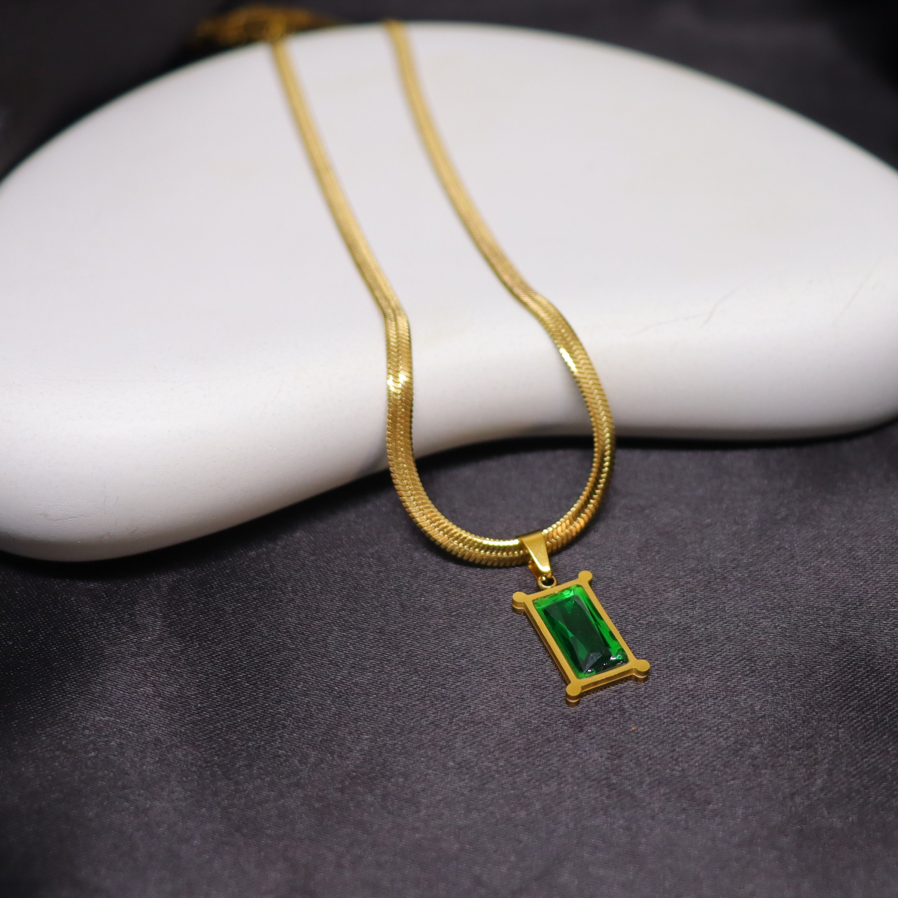 Snake Chain Gold Necklace ( Green Pendant )
